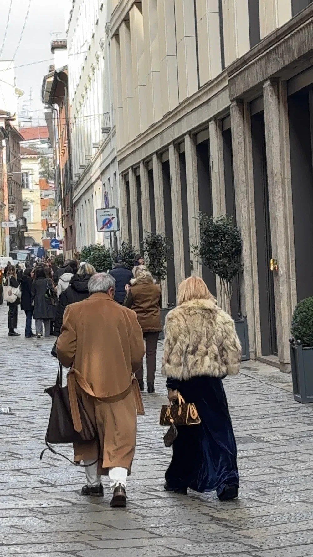 Via della Spiga, on foot